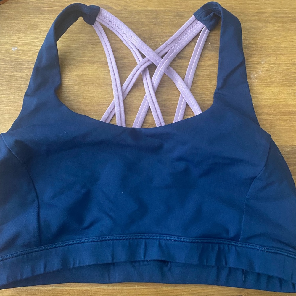 Lululemon free to be serene bra
